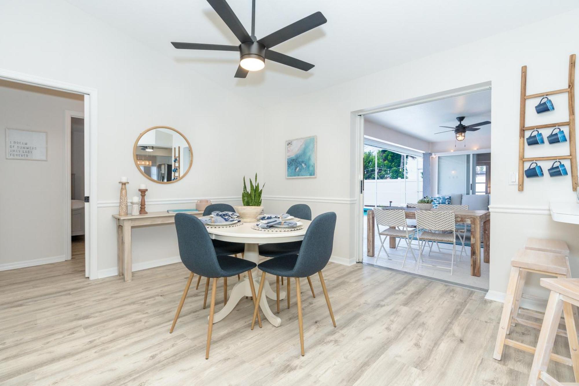 Beautiful Spacious Home! Close To Beaches - Heated Private Pool イングルウッド エクステリア 写真